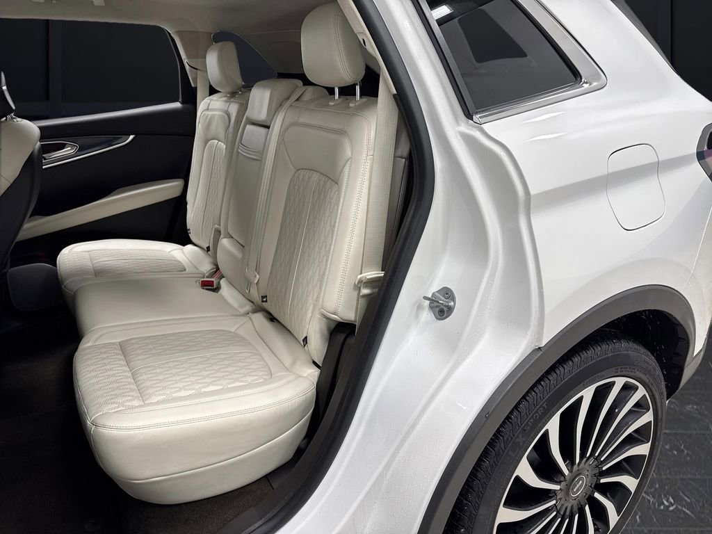 Used 2022 Lincoln Nautilus Black Label w/ Class II Trailer Tow Package image 30