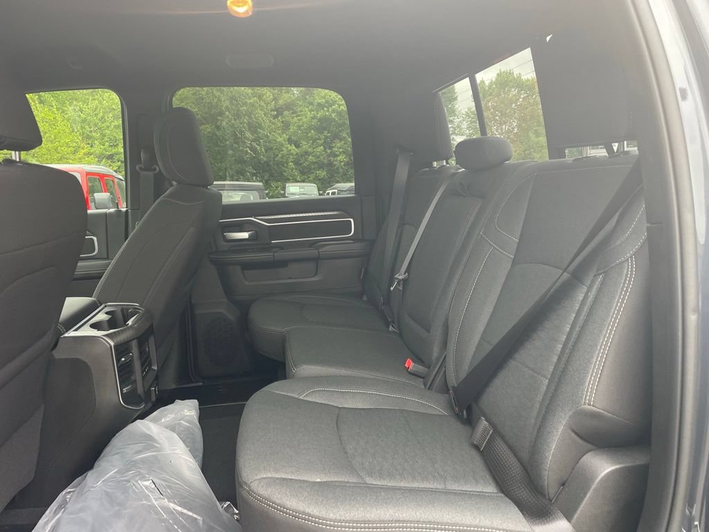 New 2026 RAM 2500 Big Horn AWD/4WD image 9