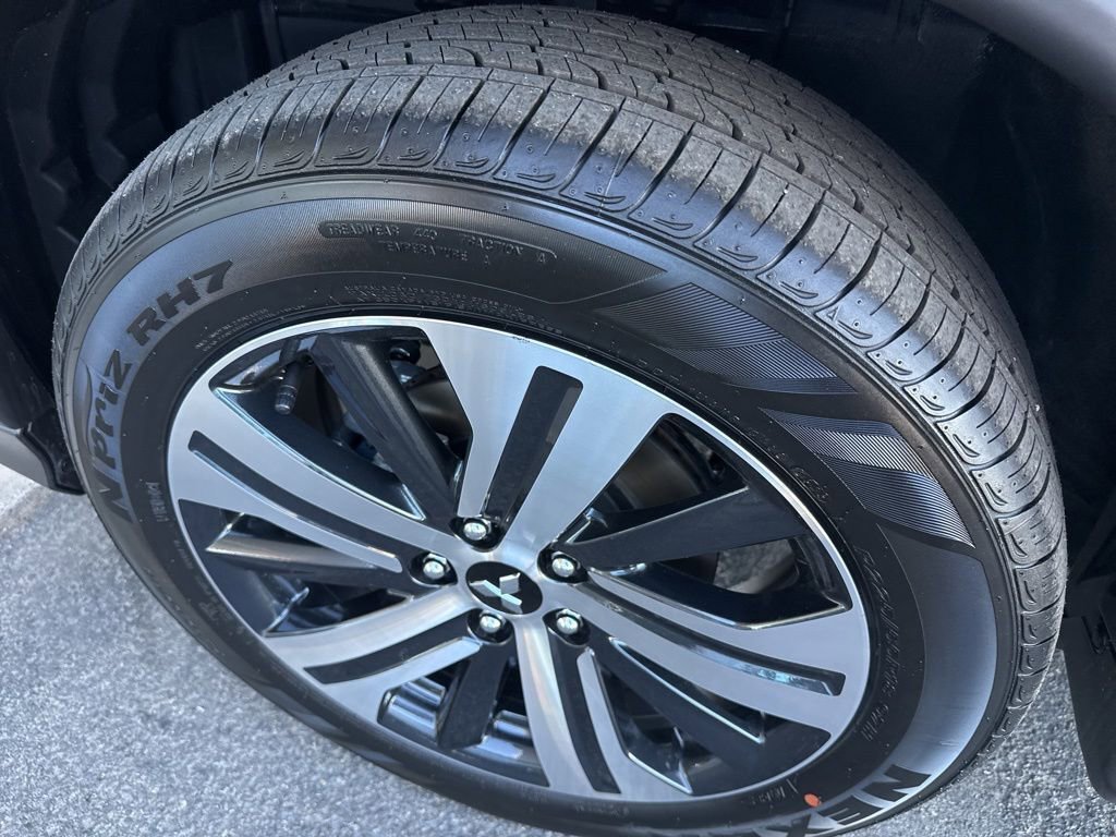 New 2026 Mitsubishi Outlander Sport SE image 10