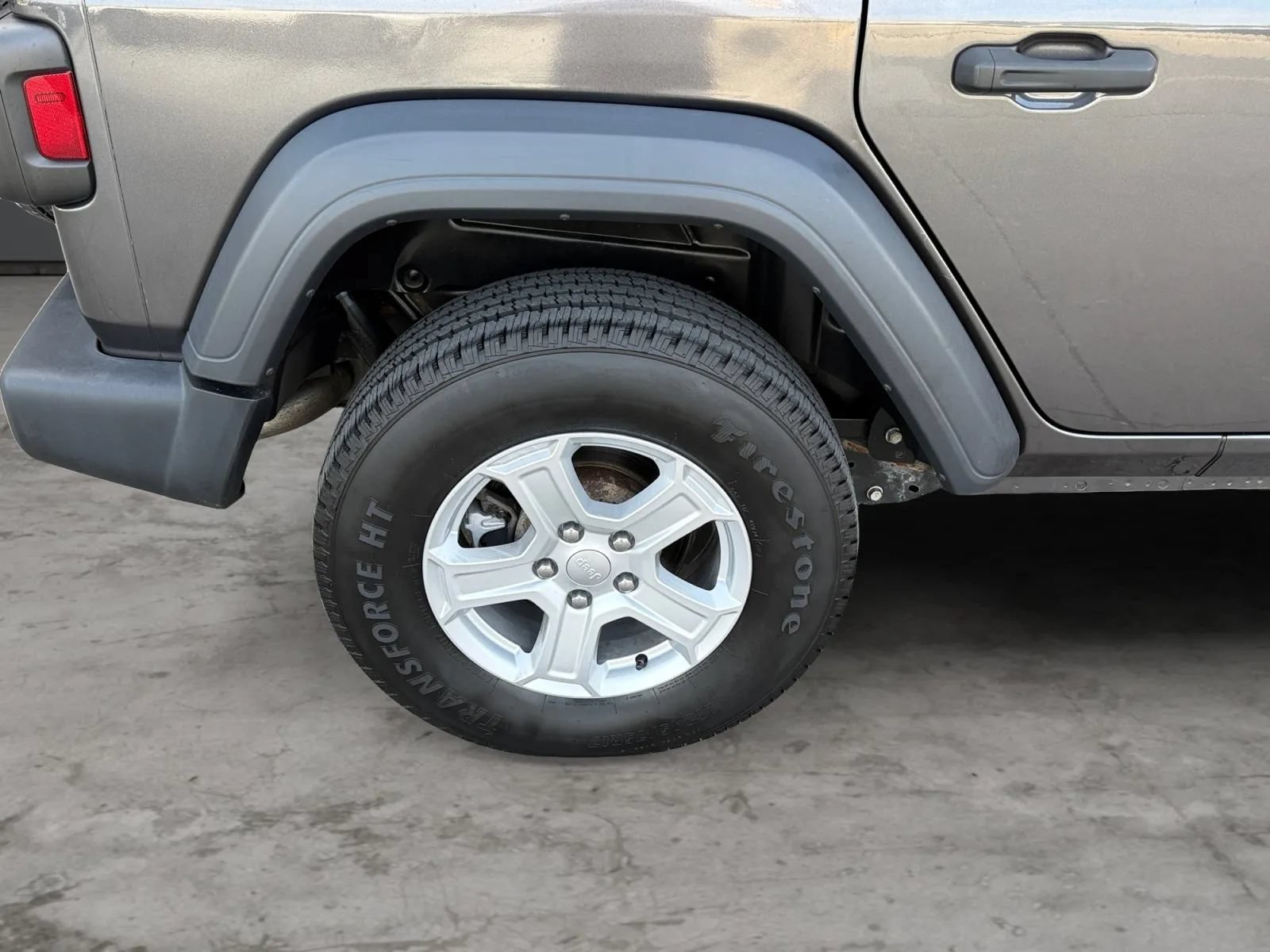 Used 2021 Jeep Wrangler Unlimited Sport AWD/4WD image 44