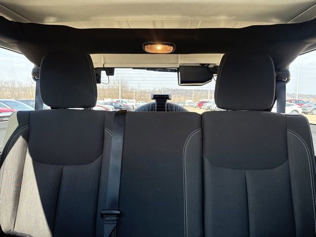 Used 2015 Jeep Wrangler Unlimited Sahara w/ Max Tow Package image 30