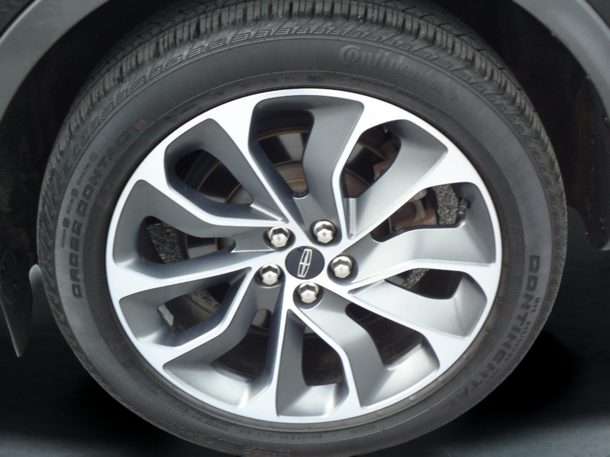 Used 2023 Lincoln Nautilus Reserve w/ Equipment Group 201A AWD/4WD image 9