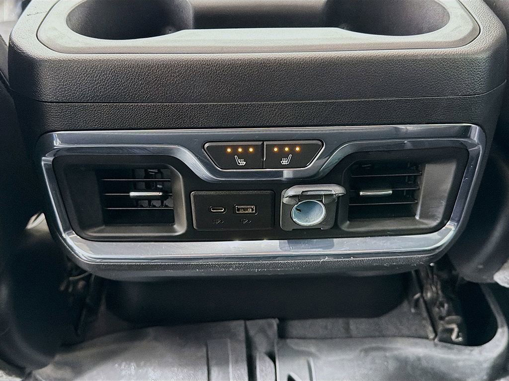 Used 2023 Chevrolet Silverado 2500 High Country image 42