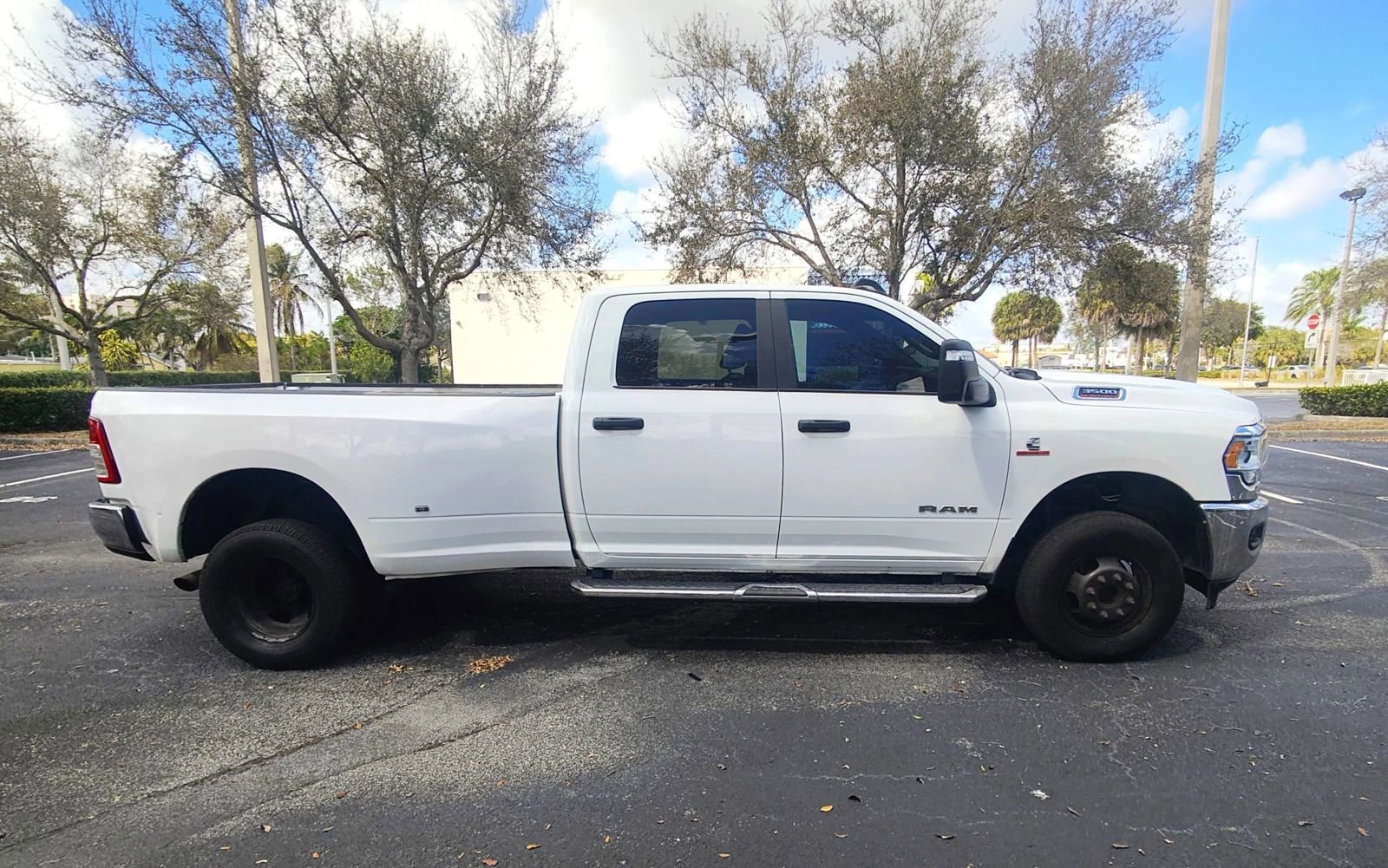 Used 2023 RAM 3500 Big Horn w/ Level 1 Equipment Group image 5