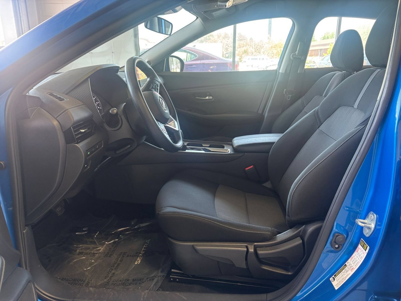 Used 2025 Nissan Sentra SV FWD image 25