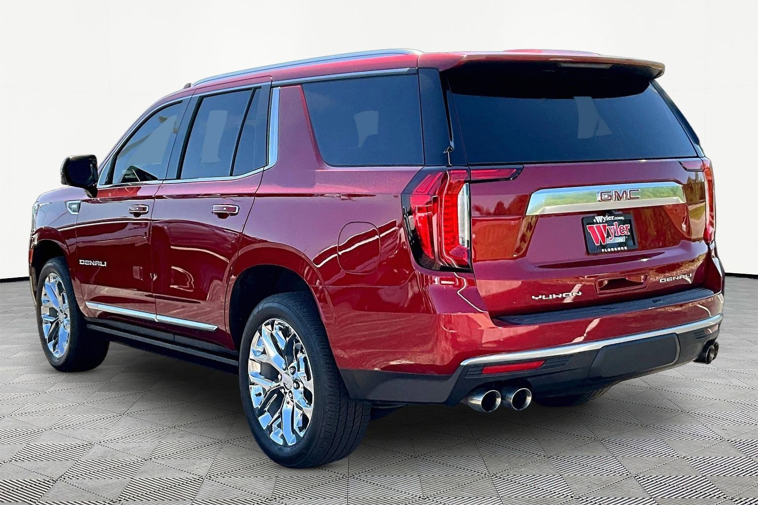 Used 2024 GMC Yukon Denali AWD/4WD image 4