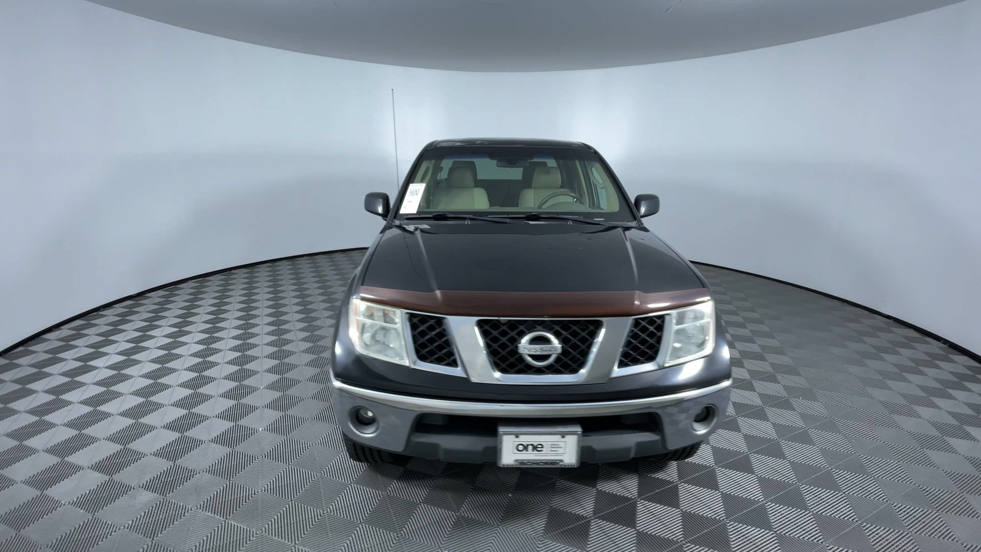 Used 2008 Nissan Frontier SE w/ SE Value Truck Pkg AWD/4WD image 3