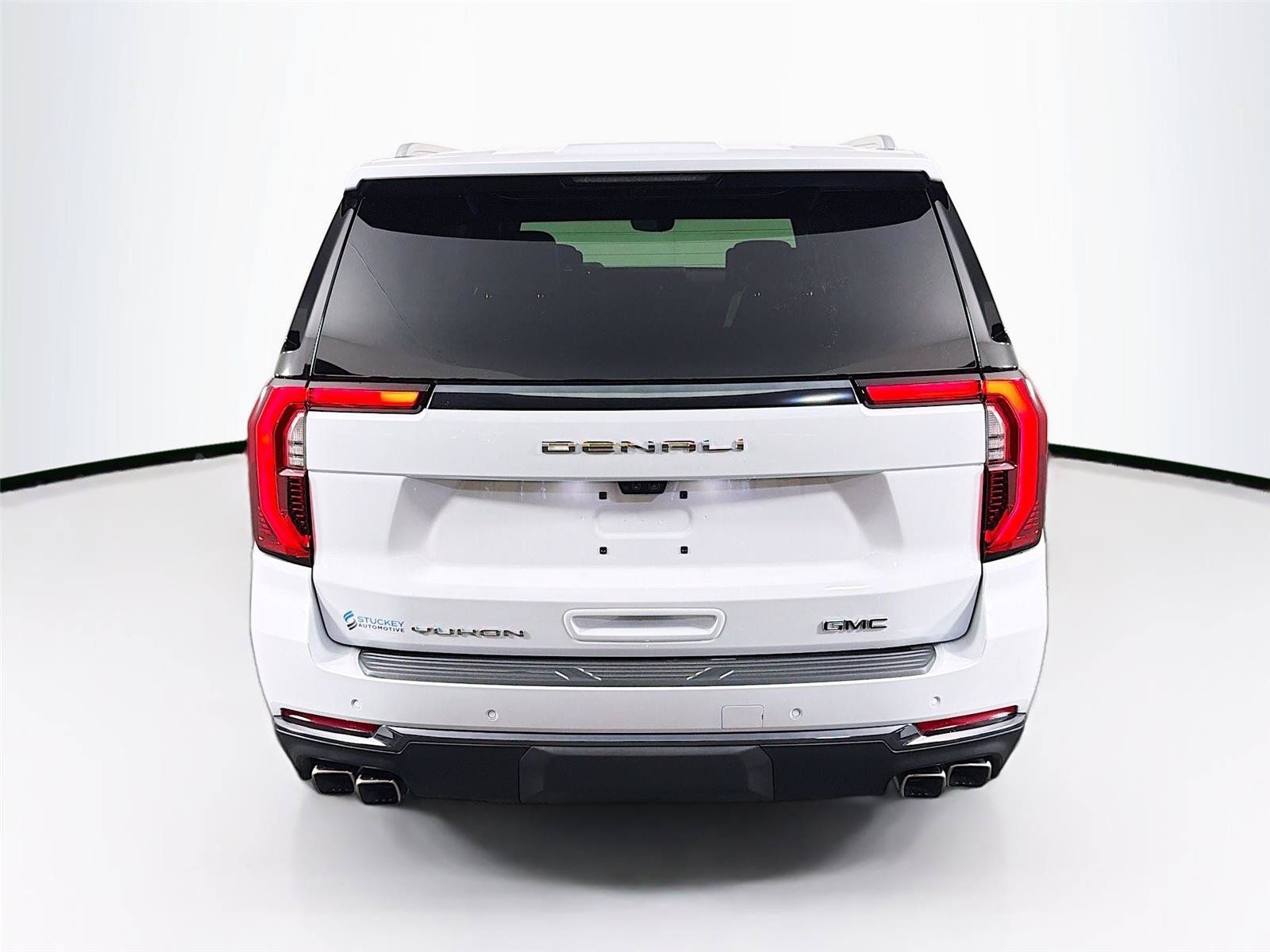 New 2026 GMC Yukon XL Denali Ultimate AWD/4WD image 10