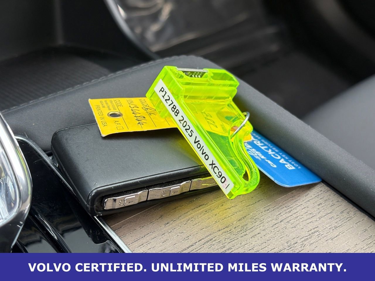 Certified 2025 Volvo XC90 B6 Plus image 41