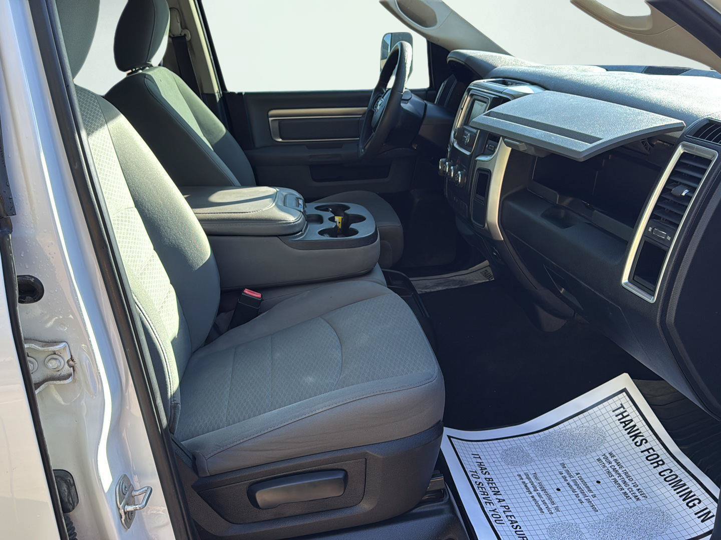 Used 2018 RAM 1500 Classic SLT AWD/4WD image 24