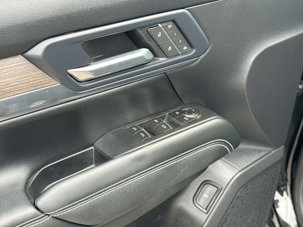 Used 2026 GMC Terrain Denali w/ LPO, Floor Liner Package AWD/4WD image 21