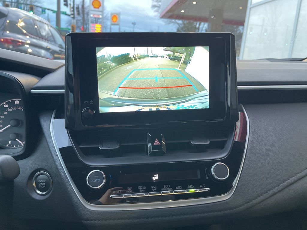 Used 2025 Toyota Corolla SE w/ Convenience Package image 22