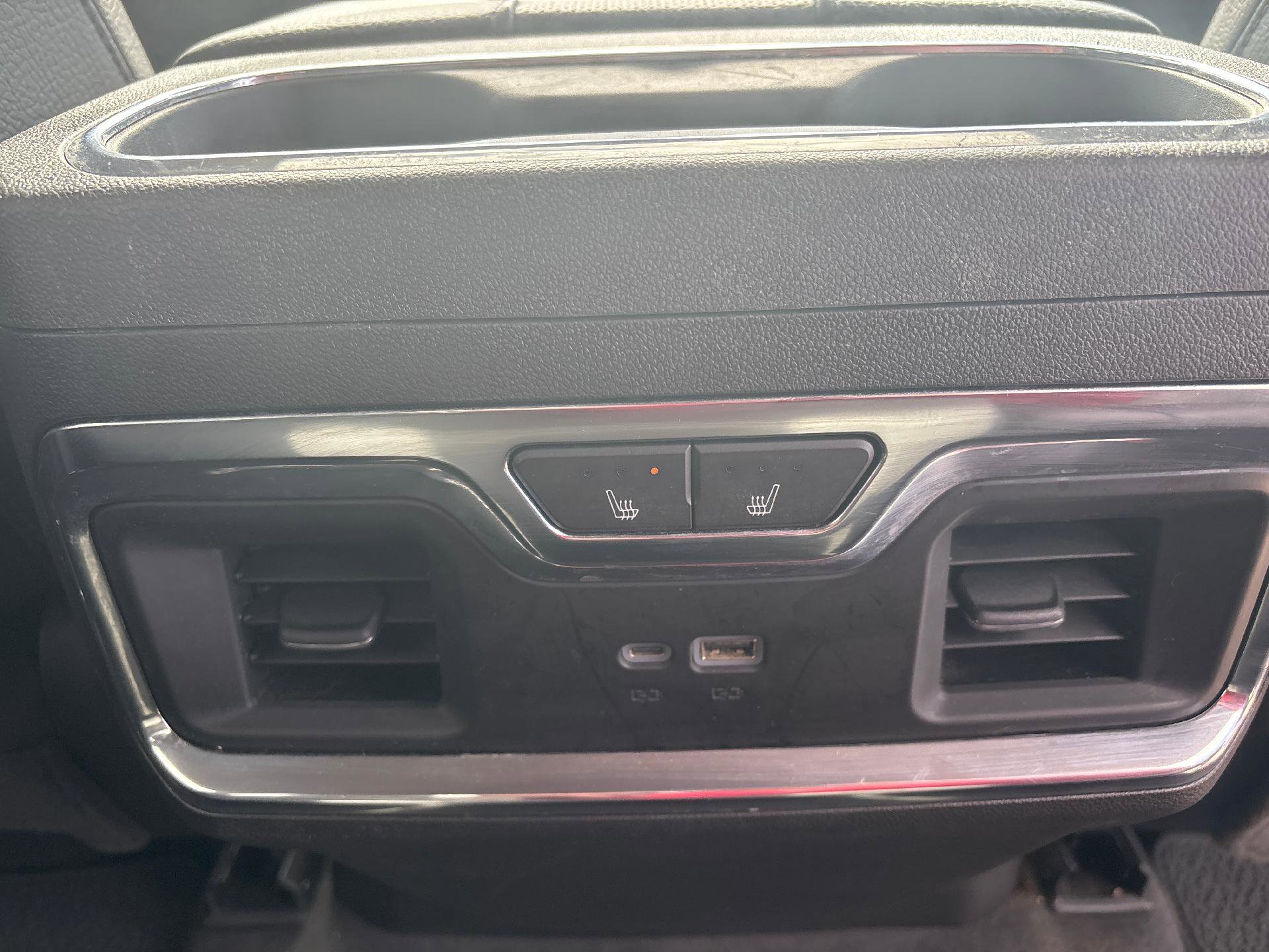 Used 2024 GMC Sierra 2500 Denali w/ Denali Reserve Package image 42