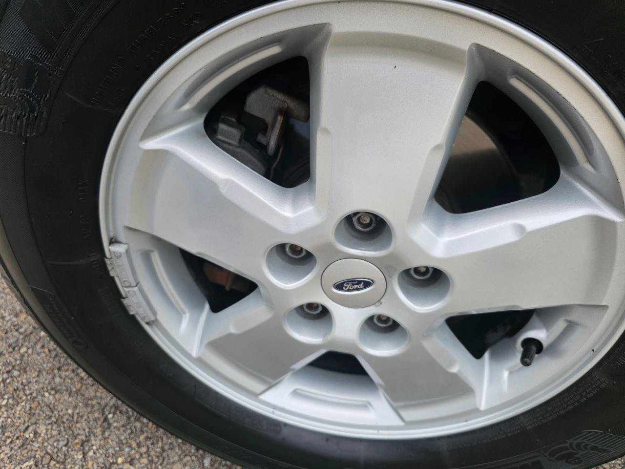 Used 2010 Ford Escape XLS FWD image 14