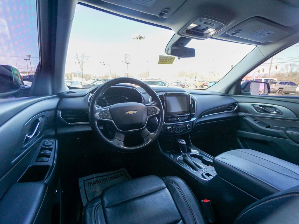 Used 2019 Chevrolet Traverse Premier w/ Redline Edition image 2