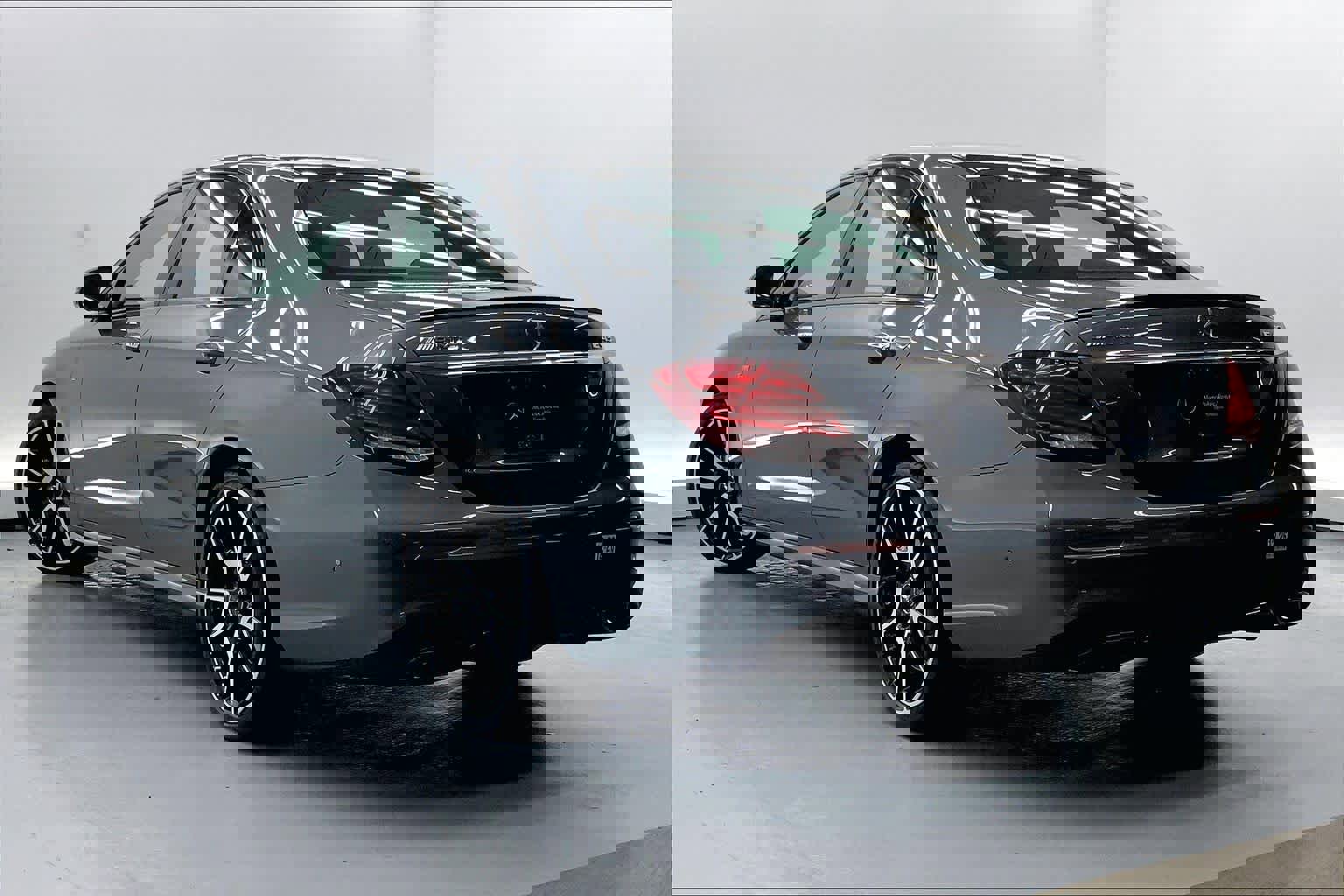 Used 2018 Mercedes-Benz E 43 AMG 4MATIC Sedan image 2