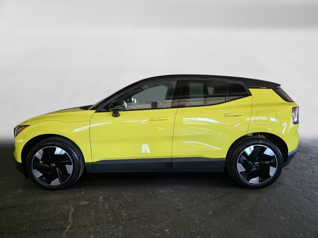 Certified 2025 Volvo EX30 Ultra AWD/4WD image 2