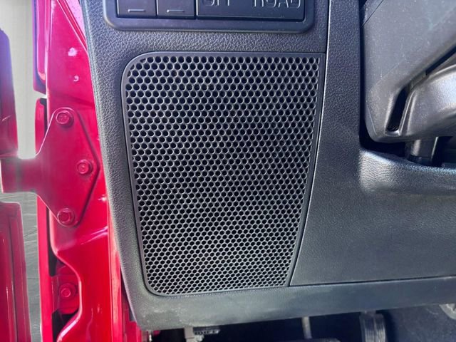 Used 2017 Jeep Wrangler Rubicon w/ Dual Top Group image 14