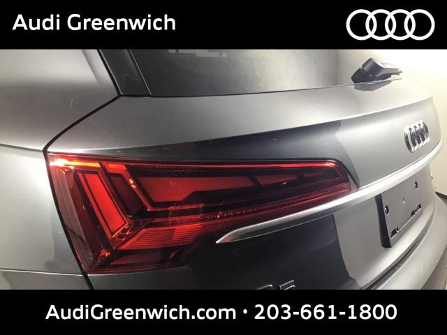 Used 2023 Audi Q5 2.0T Premium w/ Convenience Package AWD/4WD image 28