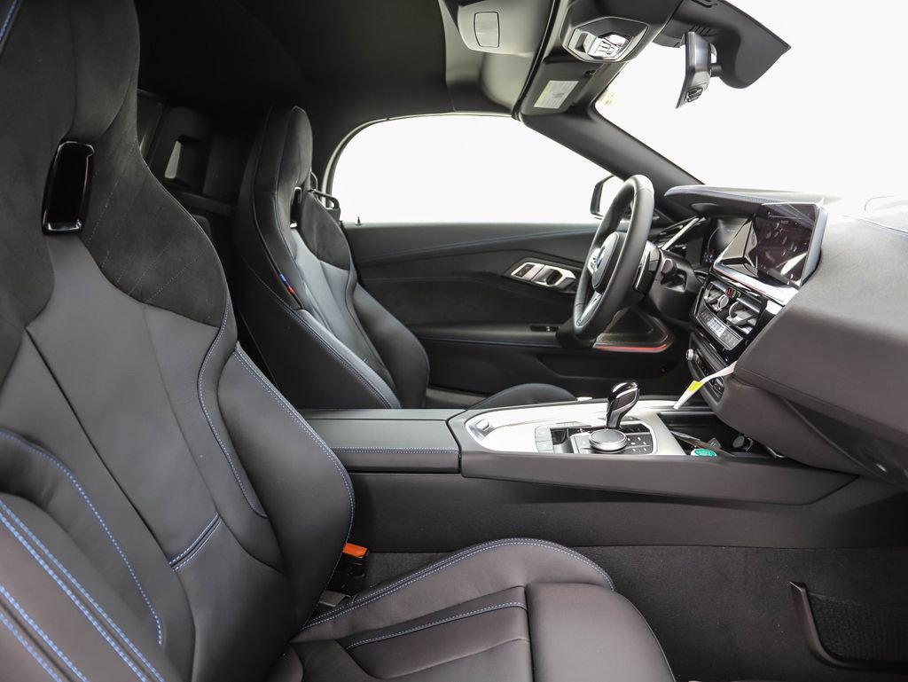 New 2026 BMW Z4 M40i RWD image 23