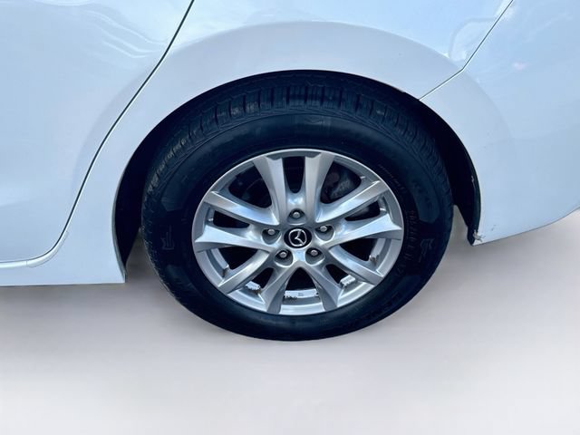 Used 2016 MAZDA MAZDA3 i Sport w/ Preferred Equipment Package FWD image 33