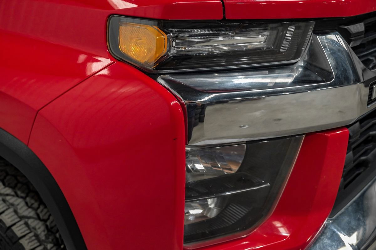 Used 2023 Chevrolet Silverado 3500 LT w/ Convenience Package AWD/4WD image 30