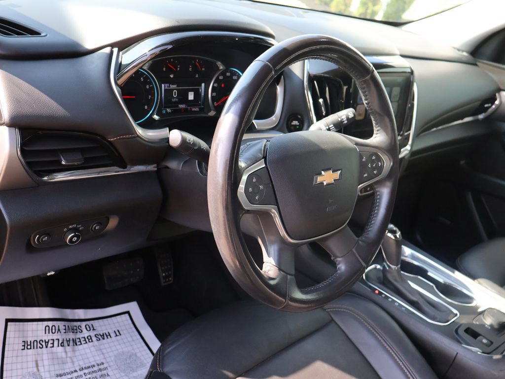 Certified 2018 Chevrolet Traverse LT w/ LPO, Black Accent Package AWD/4WD image 26