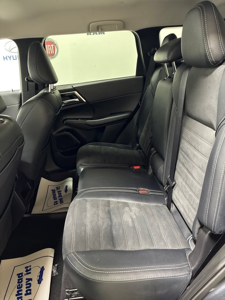 Used 2024 Mitsubishi Outlander SE AWD/4WD image 23