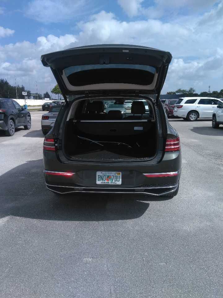 Used 2025 Genesis GV80 2.5T Standard AWD/4WD image 4