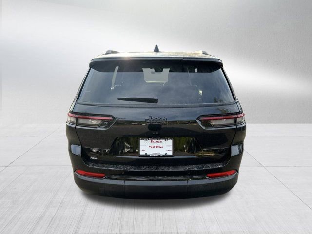 New 2025 Jeep Grand Cherokee L Altitude image 6