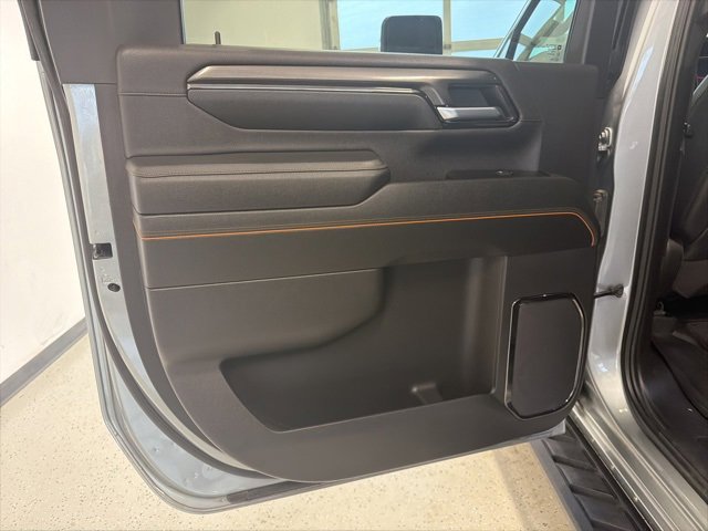 Used 2024 GMC Sierra 2500 AT4 image 48