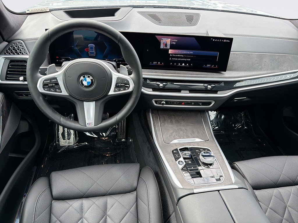 Used 2024 BMW X7 xDrive40i w/ M Sport Package AWD/4WD image 7