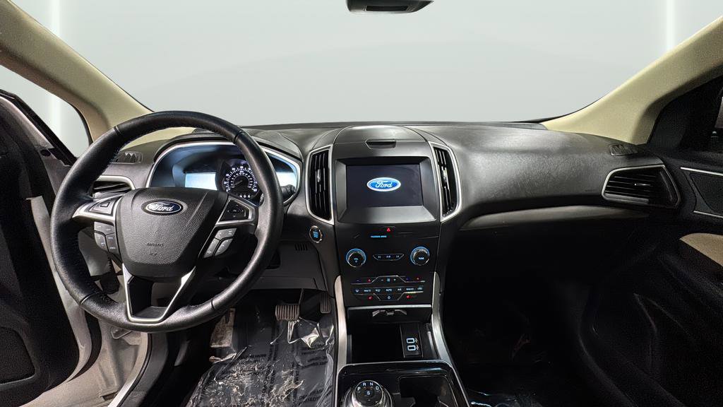 Used 2019 Ford Edge SEL w/ Equipment Group 201A image 9