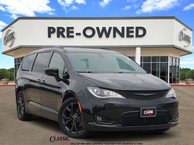 Used 2020 Chrysler Pacifica Touring-L w/ S Appearance Package