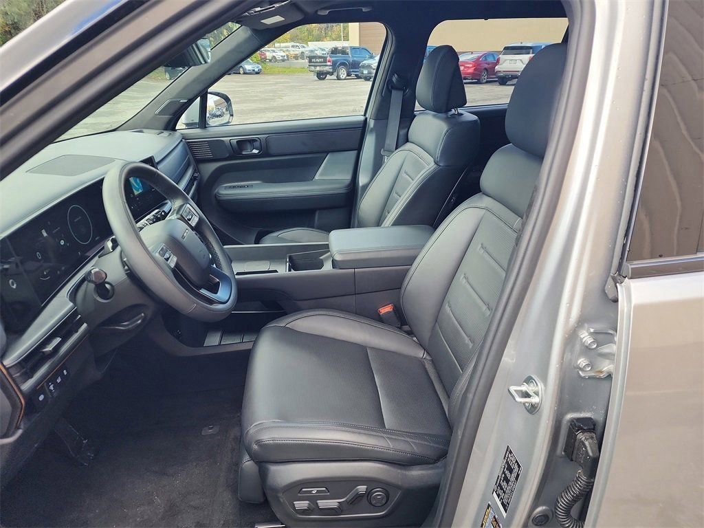 Certified 2024 Hyundai Santa Fe Calligraphy image 10