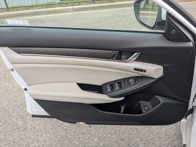 Used 2021 Honda Accord Touring image 31