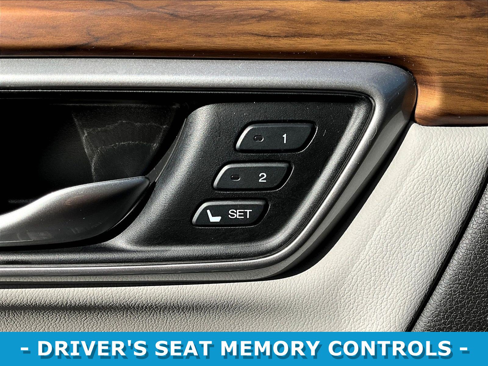 Used 2020 Honda CR-V Touring image 36