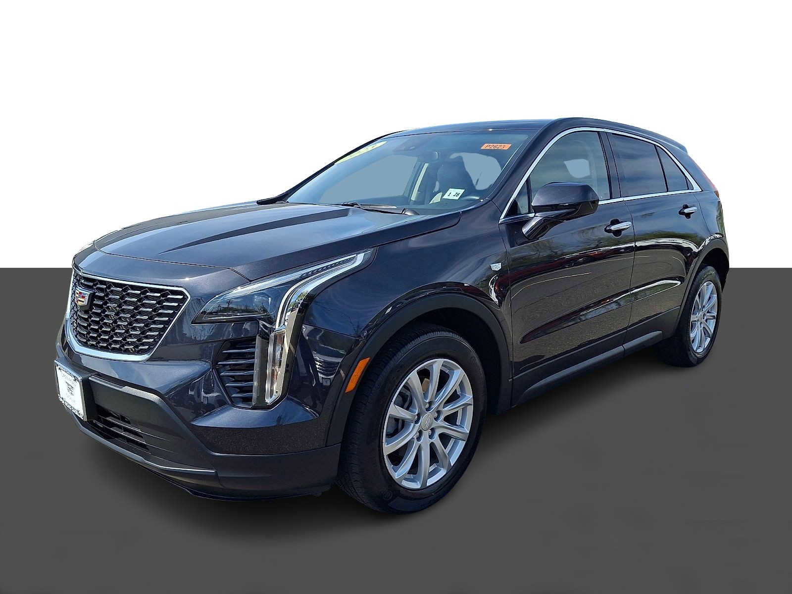 Used 2023 Cadillac XT4 Luxury AWD/4WD image 3