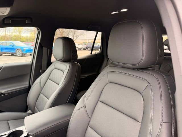 Used 2025 Chevrolet Equinox LT w/ Convenience Package II AWD/4WD image 13