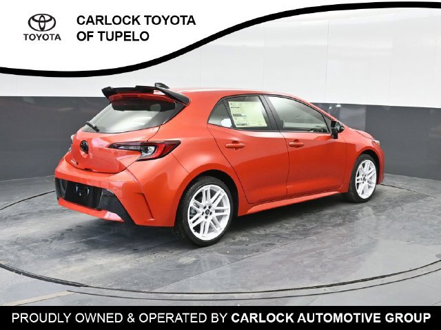 Used 2026 Toyota Corolla SE FWD image 3