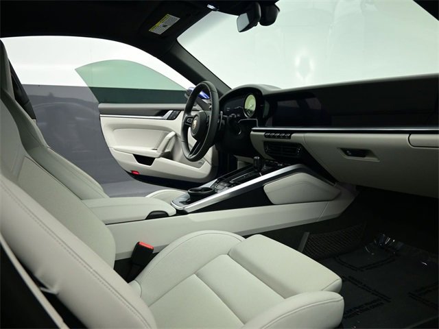 Used 2023 Porsche 911 Carrera image 27