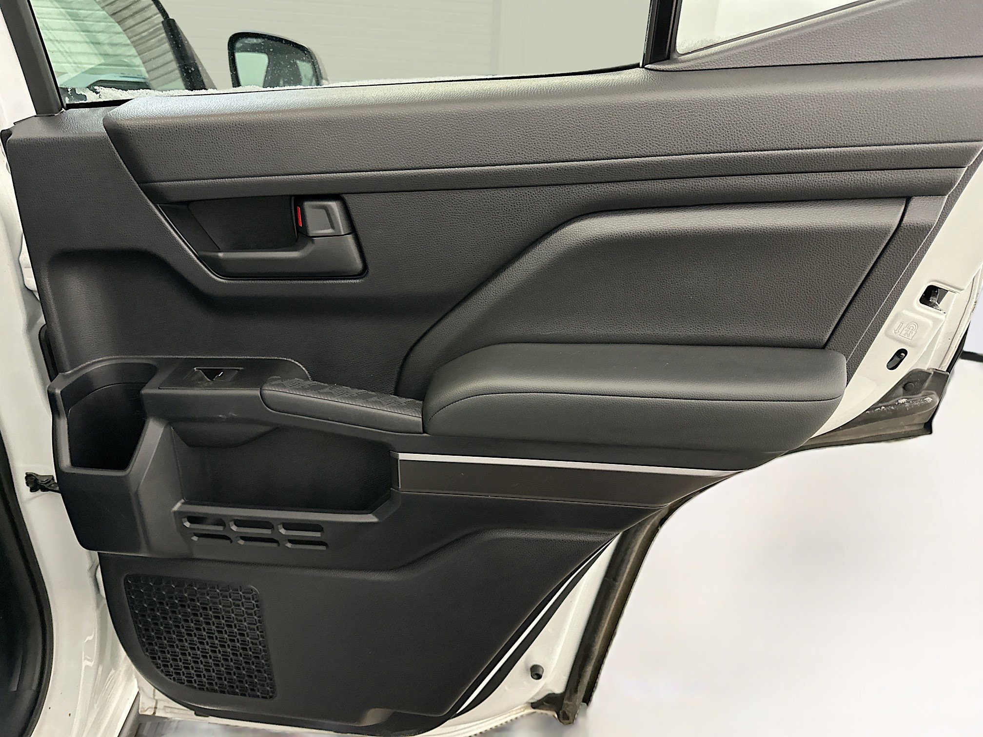 Used 2025 Toyota 4Runner TRD Off-Road image 31