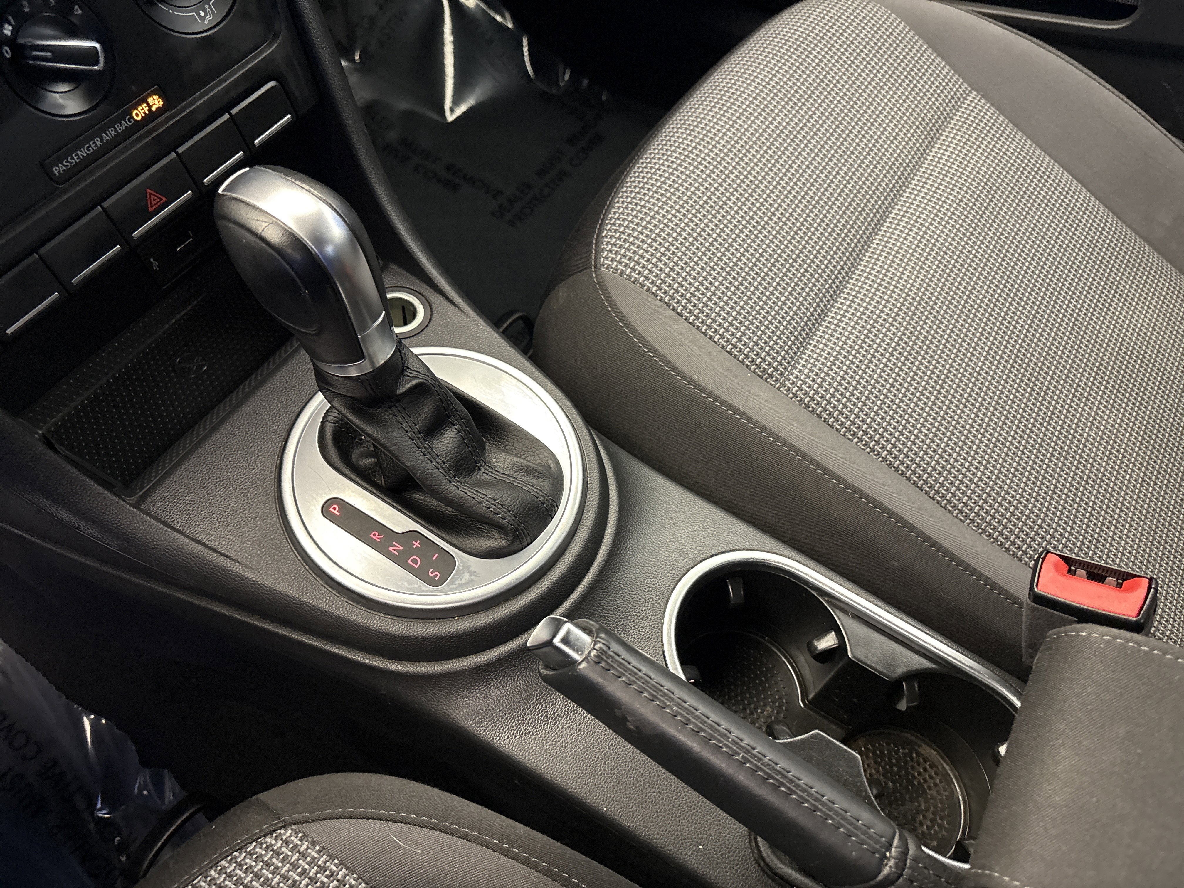 Used 2017 Volkswagen Beetle 1.8T S image 20