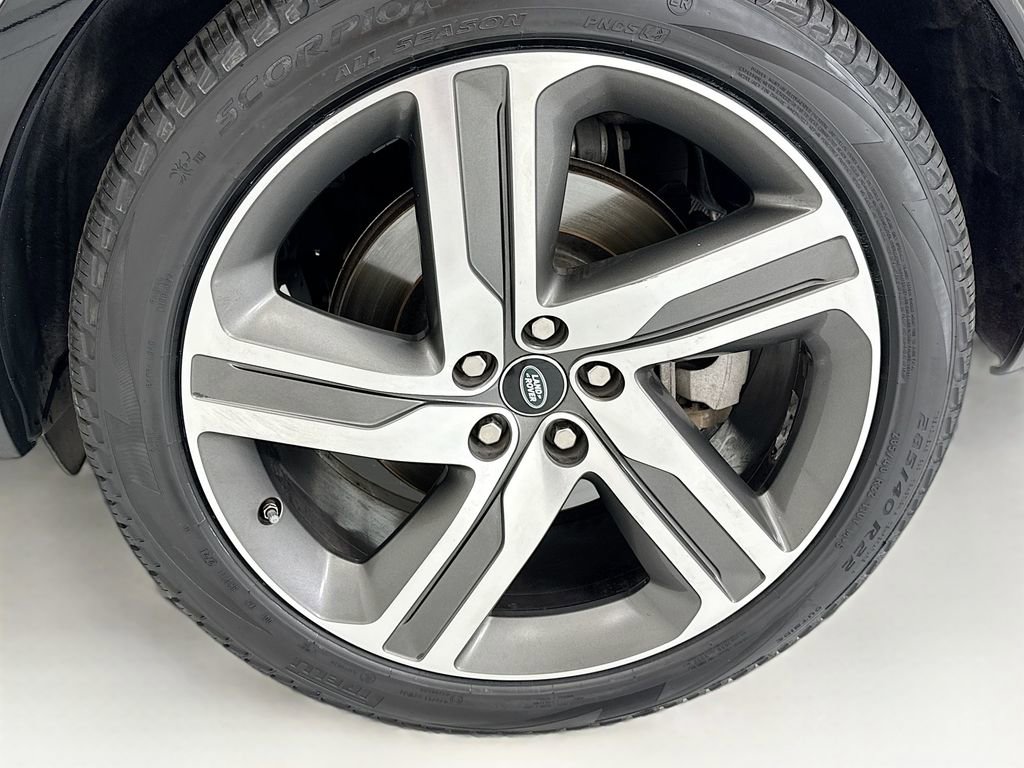 Used 2021 Land Rover Discovery HSE R-Dynamic AWD/4WD image 30