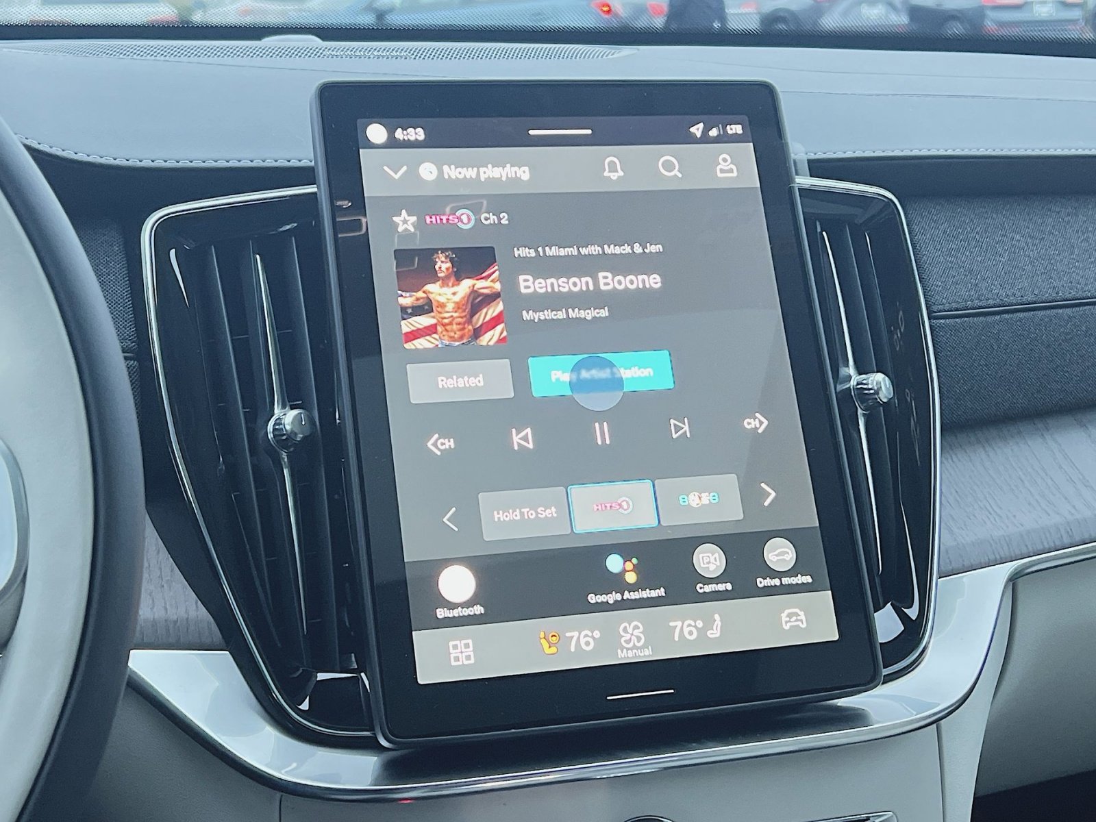 New 2026 Volvo XC90 T8 Ultra w/ Protection Package Premier image 18