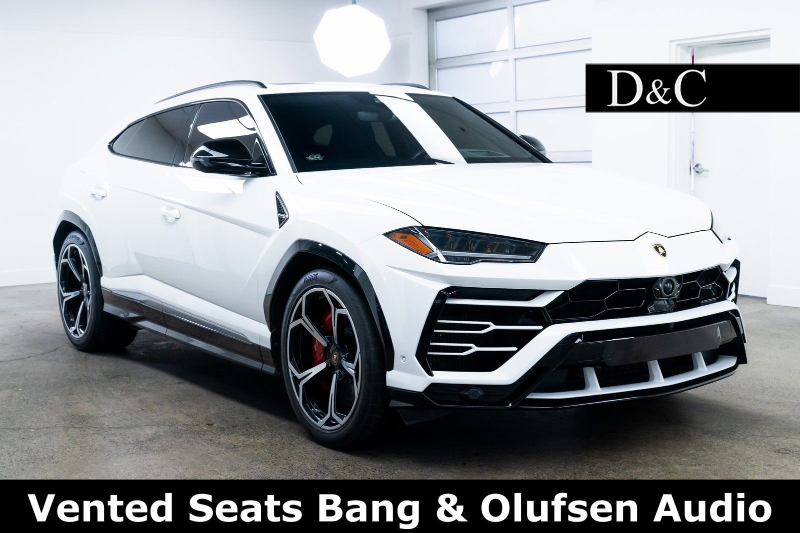 Used 2020 Lamborghini Urus image 1