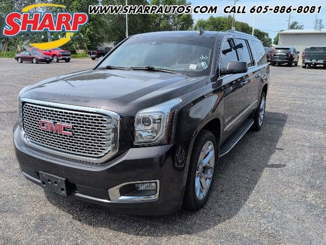Used 2017 GMC Yukon XL Denali w/ Open Road Package AWD/4WD image 1
