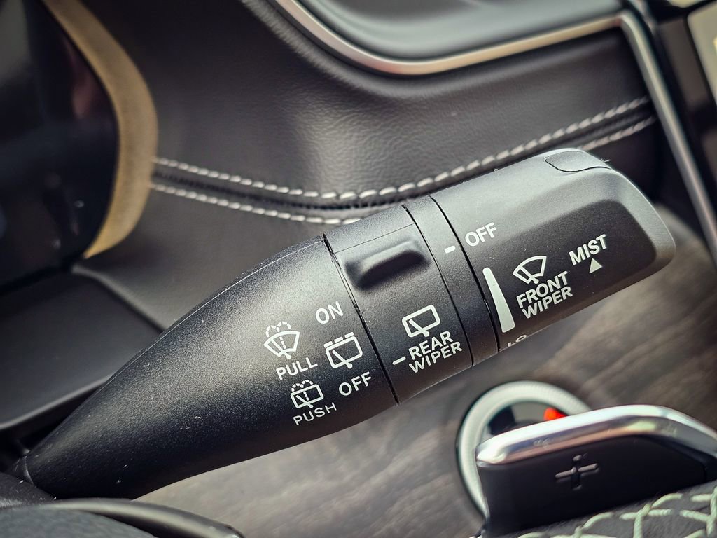 New 2025 Jeep Grand Cherokee Limited image 18