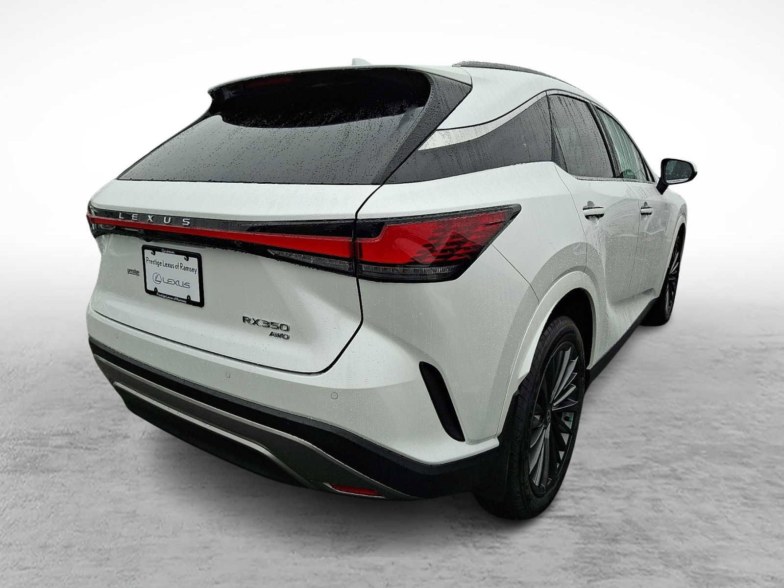 Used 2026 Lexus RX 350 Premium w/ Accessory Package (2T) image 3