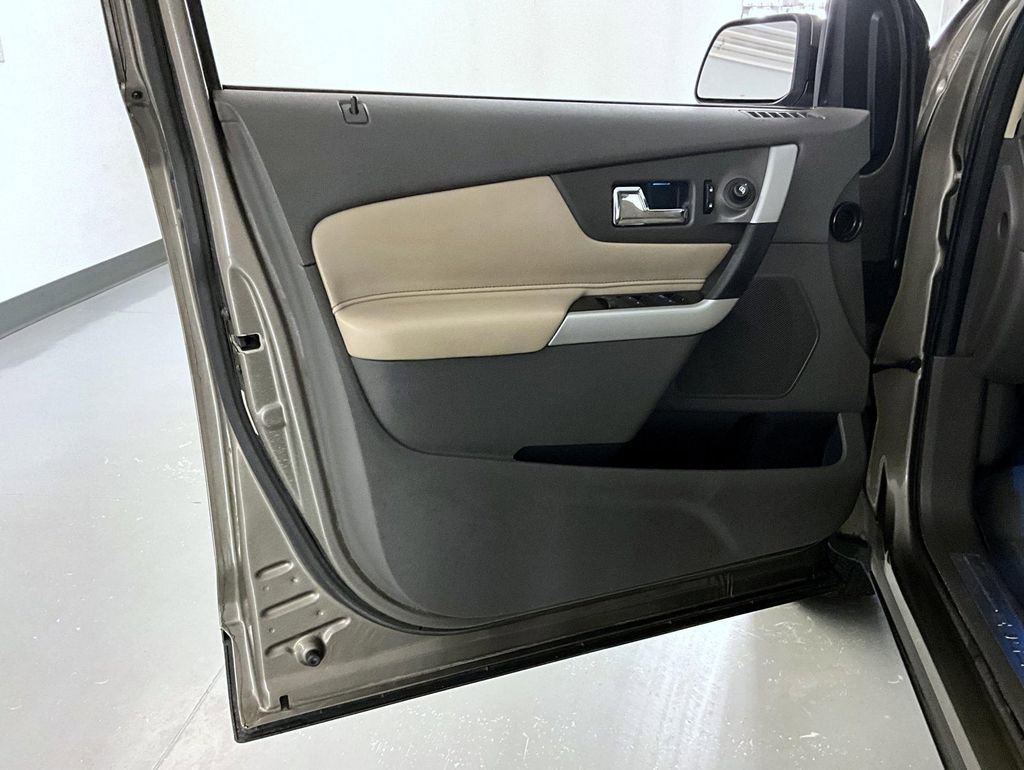 Used 2014 Ford Edge Limited w/ Driver Entry Package image 9
